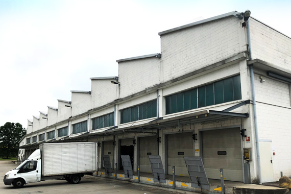AUS Warehouse